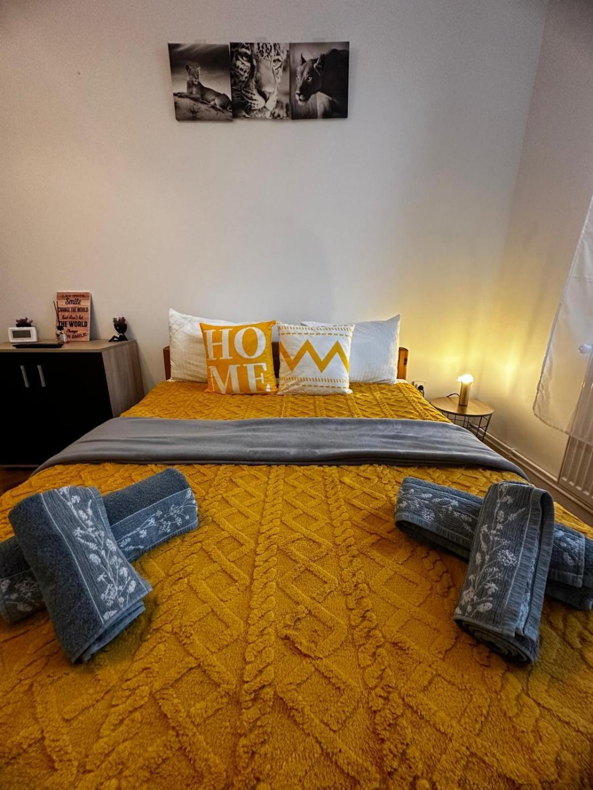 Stay Inn Central Брашов Екстериор снимка