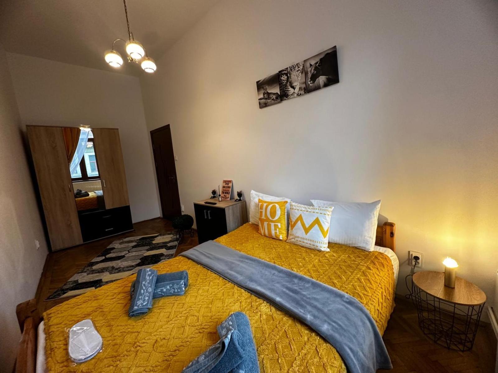 Stay Inn Central Брашов Екстериор снимка